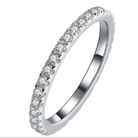 NEW 18K WHITE GOLD DIAMOND ETERNITY STACKABLE RING - Picture 3 of 9